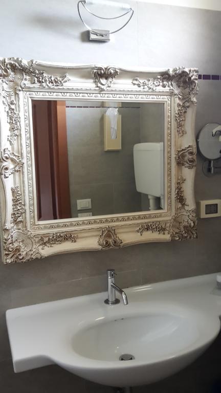 Hotel Riviera Marina di Ravenna Eksteriør billede